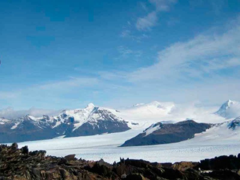 Vista campos de hielo sur - trekking mirador cerro ferrier